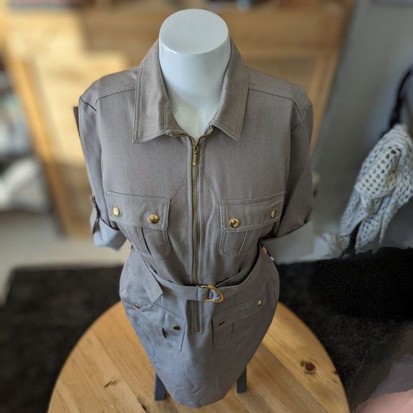 Sharagano 3/4 zip designer dress with belt and roll up sleeves Size 4 - Picture 3 of 10